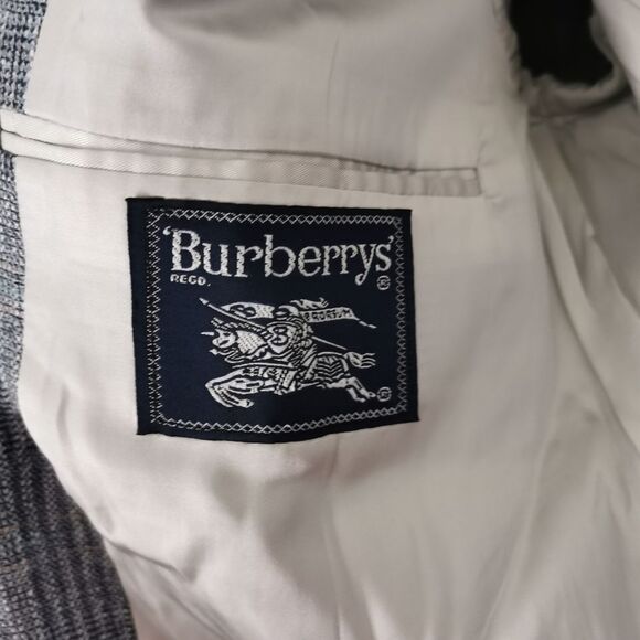 Burberry's men's suit jacket 100% wool - Picture 9 of 10
